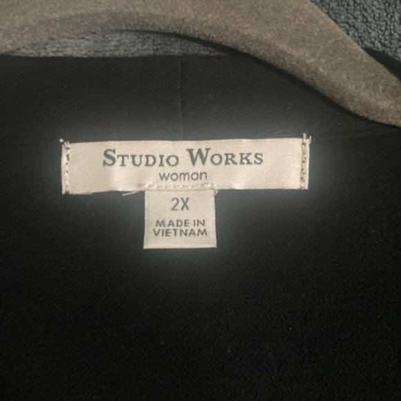 Studio Works Cardigan - Picture 5 of 7